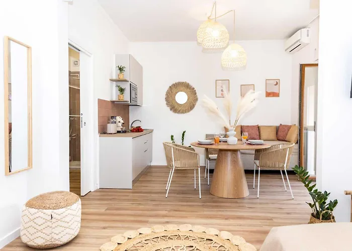 Estate4home - Glee Apartament *