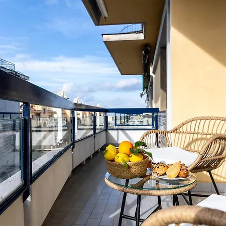 Estate4home - Glee Apartment *