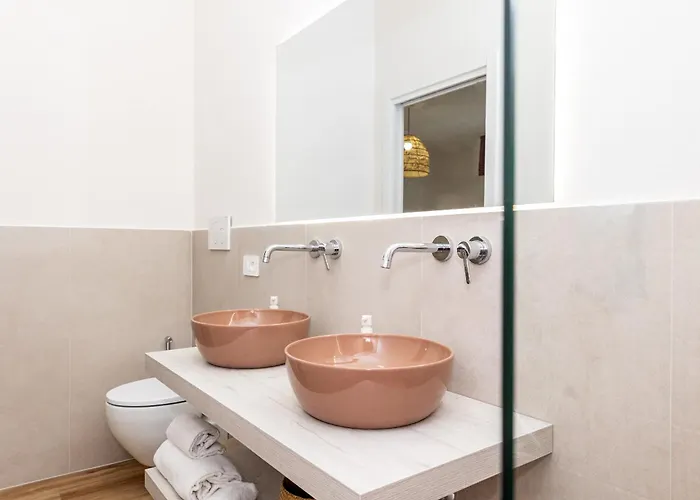 Estate4home - Glee Apartment